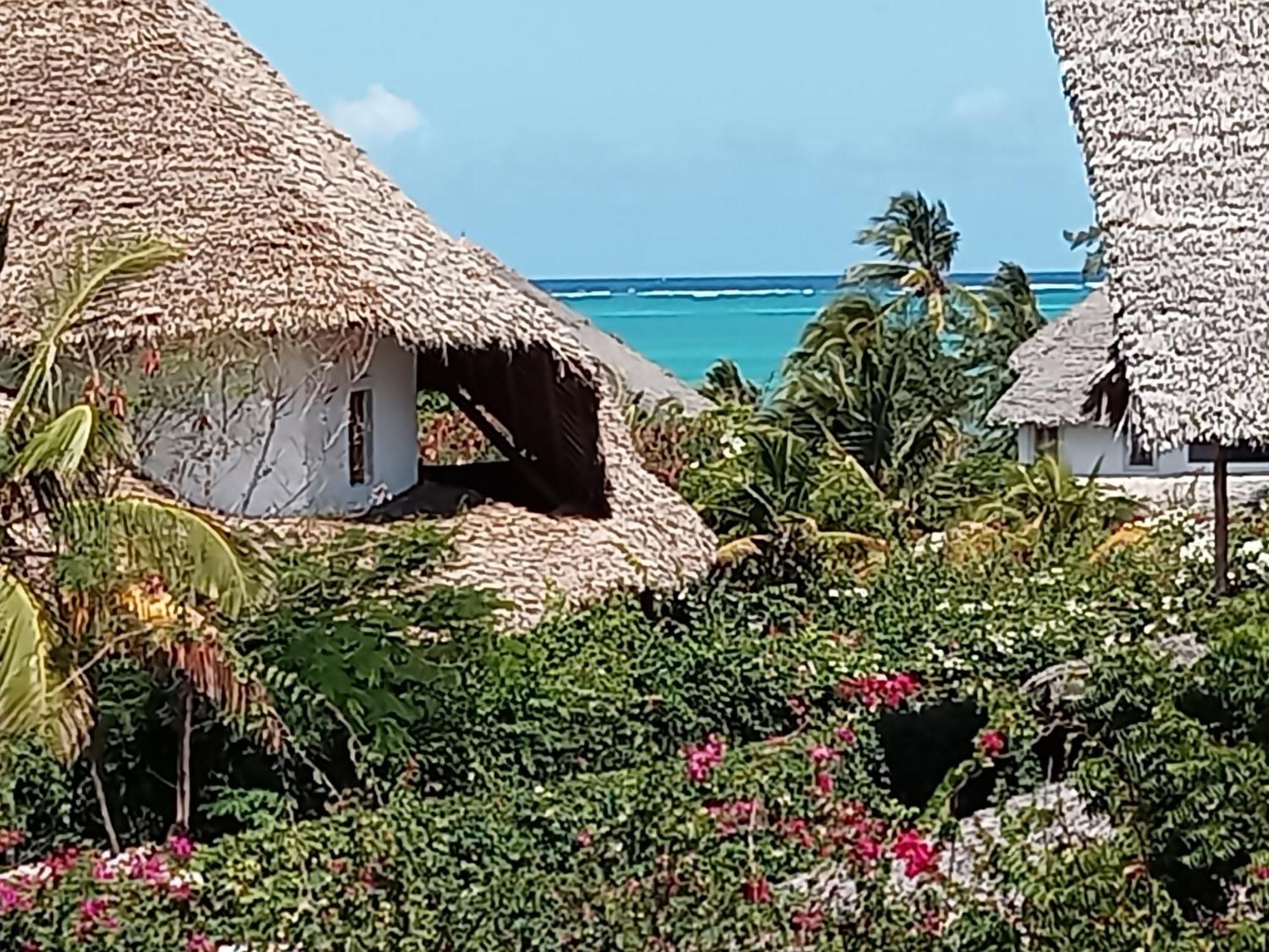 Shira House Bed & Breakfast Watamu Exterior photo